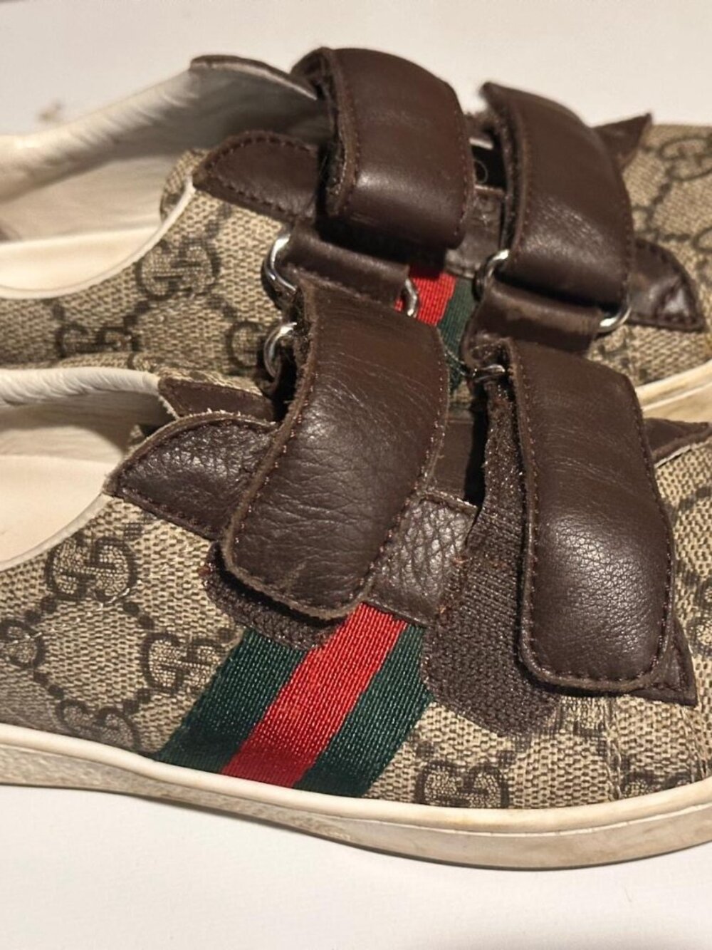 Gucci girls shoes